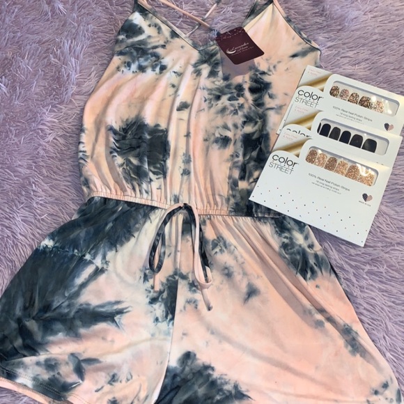Lavender Moon Other - NWT Tye-dye romper. Light pink and blue. Medium